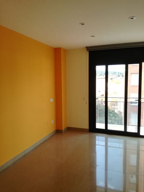 Piso pintado y acabado