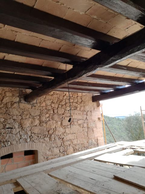 Trabajos de restauración en madera