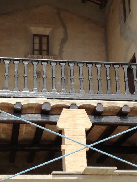 Trabajos de restauración en madera