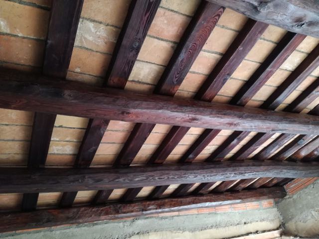 Trabajos de restauración en madera