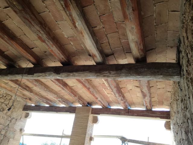 Trabajos de restauración en madera