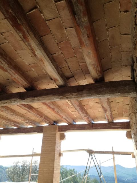 Trabajos de restauración en madera