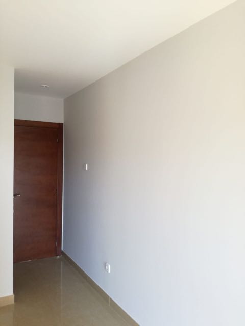 Piso pintado y acabado