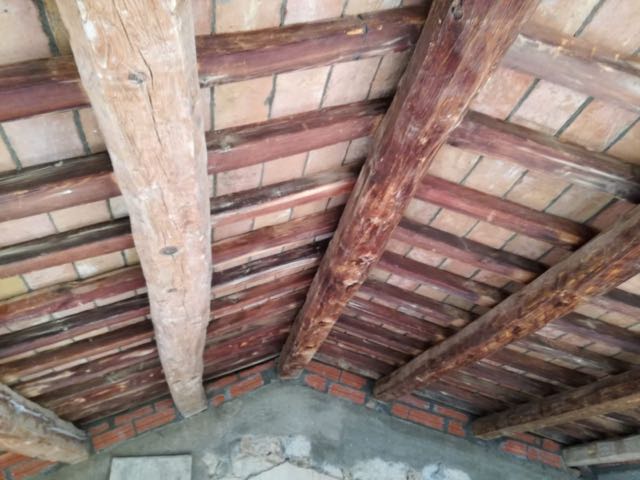 Trabajos de restauración en madera